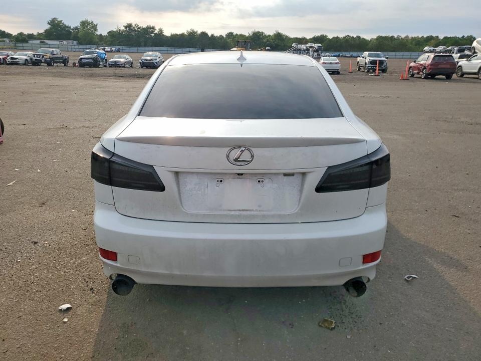 Продажа на аукционе авто 2013 Lexus Is, vin: JTHCF5C28D5061979, номер лота: 69672186
