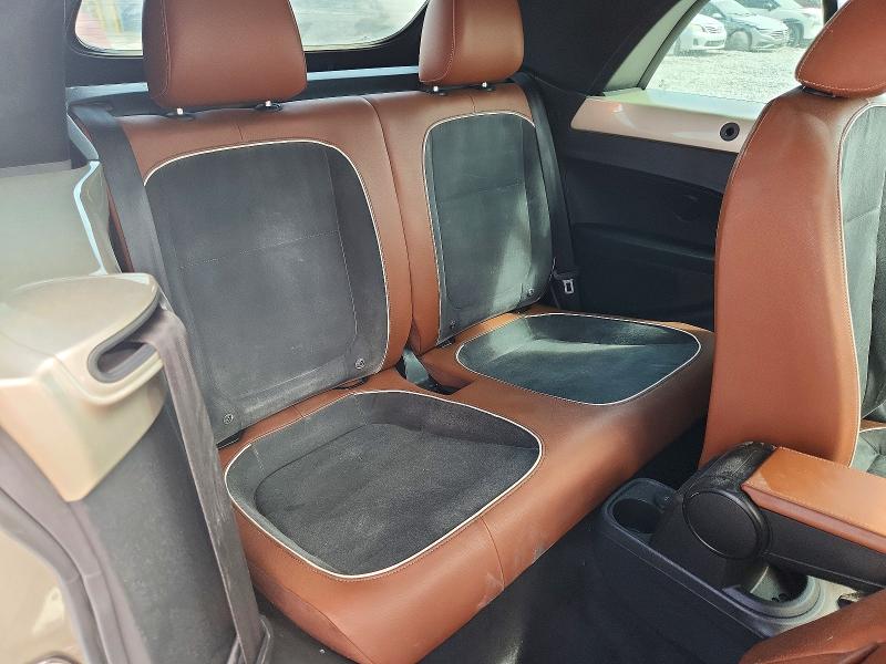 67902796 :رقم المزاد ، 3VW517AT8FM808362 vin ، 2015 Volkswagen Beetle مزاد بيع