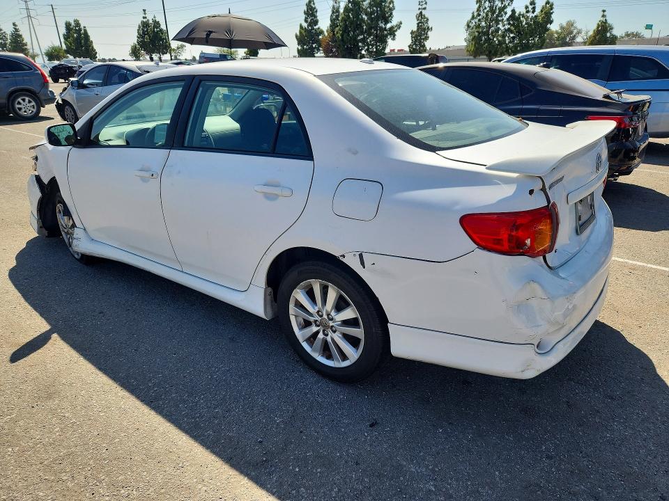 69093896 :رقم المزاد ، 1NXBU4EE9AZ305592 vin ، 2010 Toyota Corolla مزاد بيع