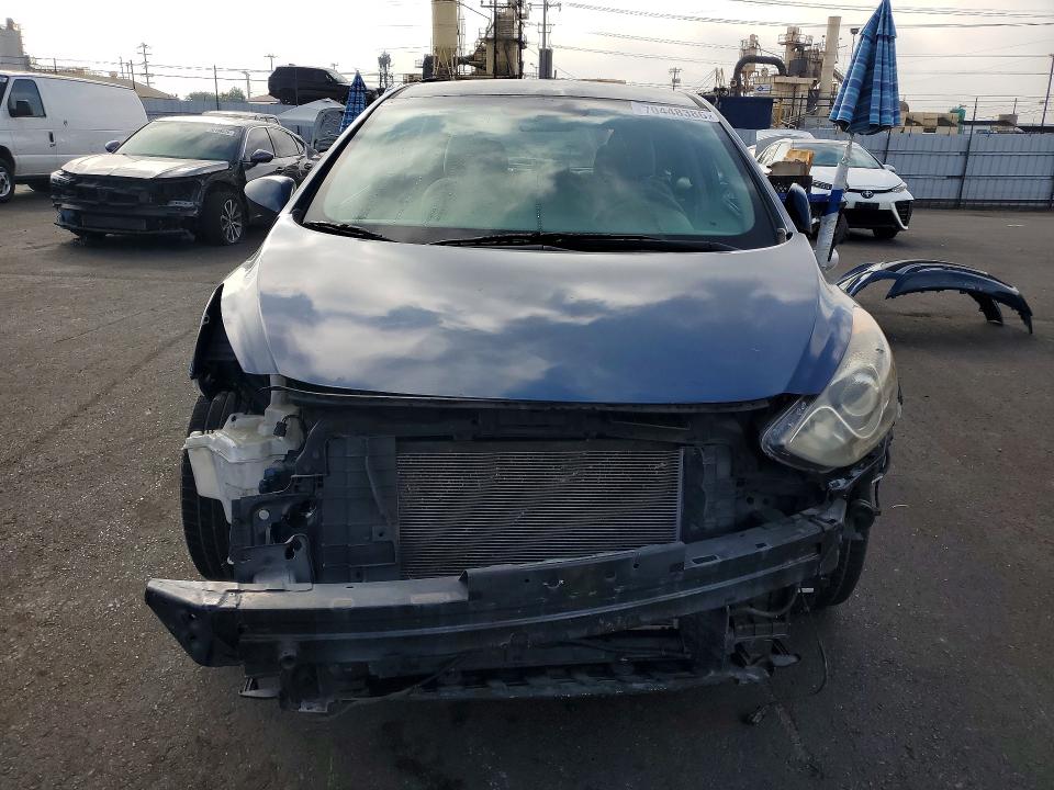 70448386 :رقم المزاد ، KMHD35LH1FU245233 vin ، 2015 Hyundai Elantra Gt مزاد بيع