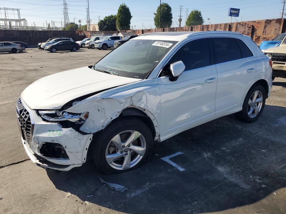 2020 Audi Q3 მანქანა იყიდება აუქციონზე, vin: WA1BECF39L1067329, აუქციონის ნომერი: 70746516