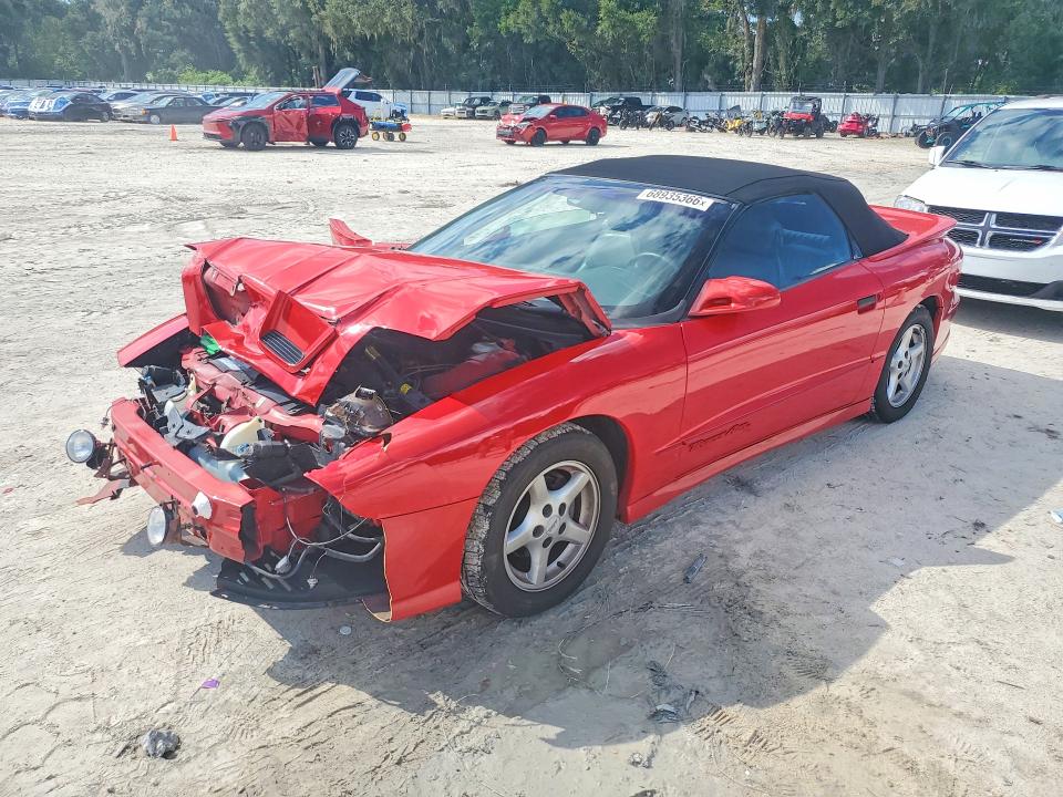 1997 Pontiac Firebird მანქანა იყიდება აუქციონზე, vin: 2G2FV32P2V2200864, აუქციონის ნომერი: 68935366