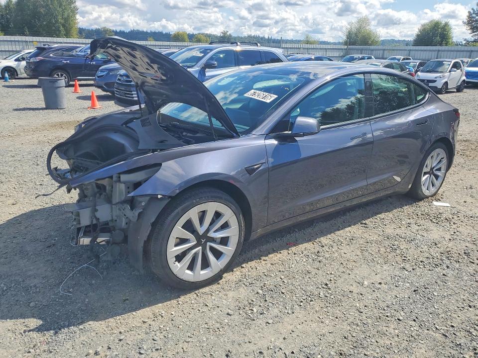 67926816 :رقم المزاد ، 5YJ3E1EA4NF304429 vin ، 2022 Tesla Model 3 مزاد بيع