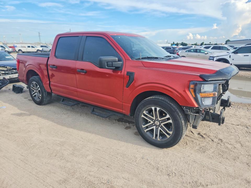 68399636 :رقم المزاد ، 1FTEW1CP0PKF12018 vin ، 2023 Ford F150 مزاد بيع