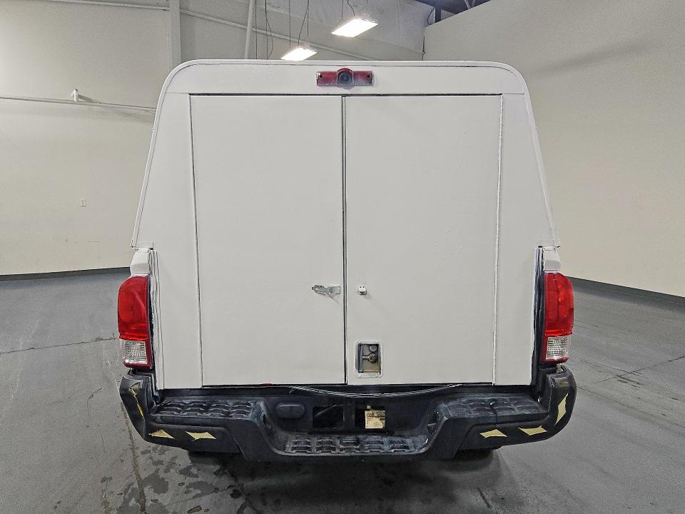69707656 :رقم المزاد ، 5TFRX5GNXGX064114 vin ، 2016 Toyota Tacoma مزاد بيع