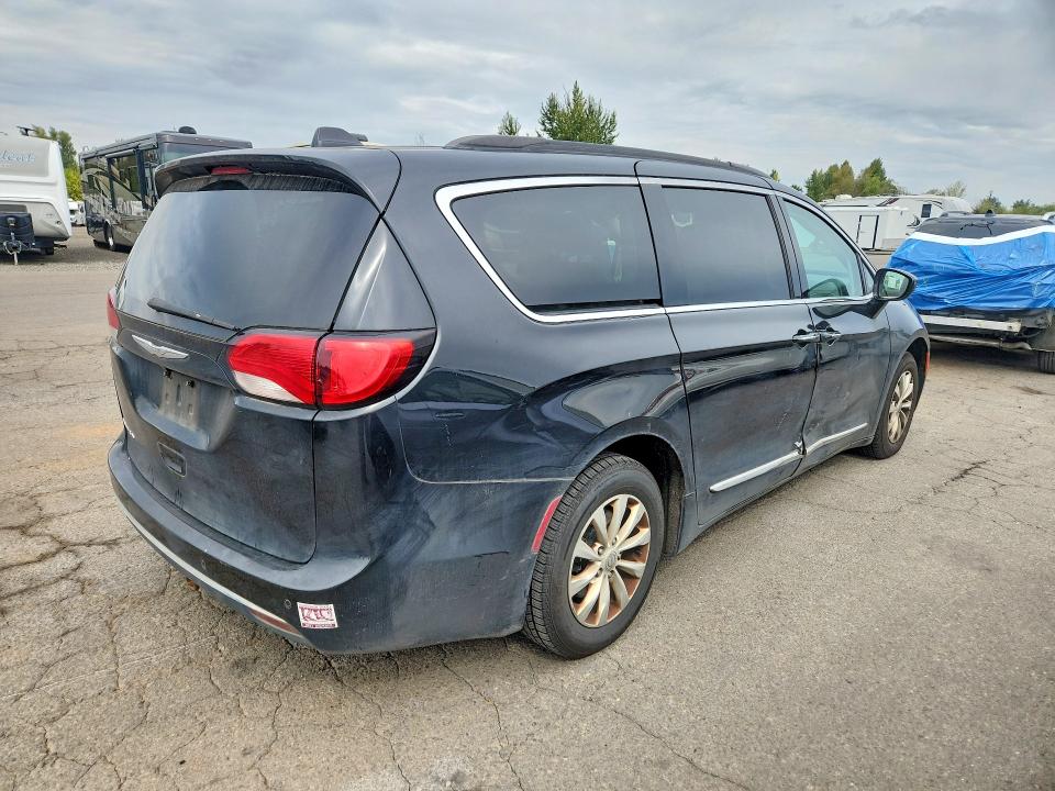 Aukcja sprzedaży 2017 Chrysler Pacifica, vin: 2C4RC1BG8HR591095, numer aukcji: 68843206