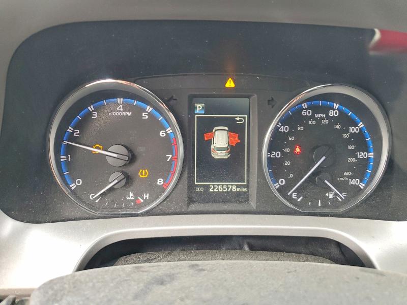 Продажа на аукционе авто 2016 Toyota Rav4, vin: 2T3RFREV8GW490630, номер лота: 68184986