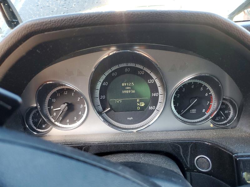 69189486 :رقم المزاد ، WDDHF8HB7AA130557 vin ، 2010 Mercedes-benz E مزاد بيع