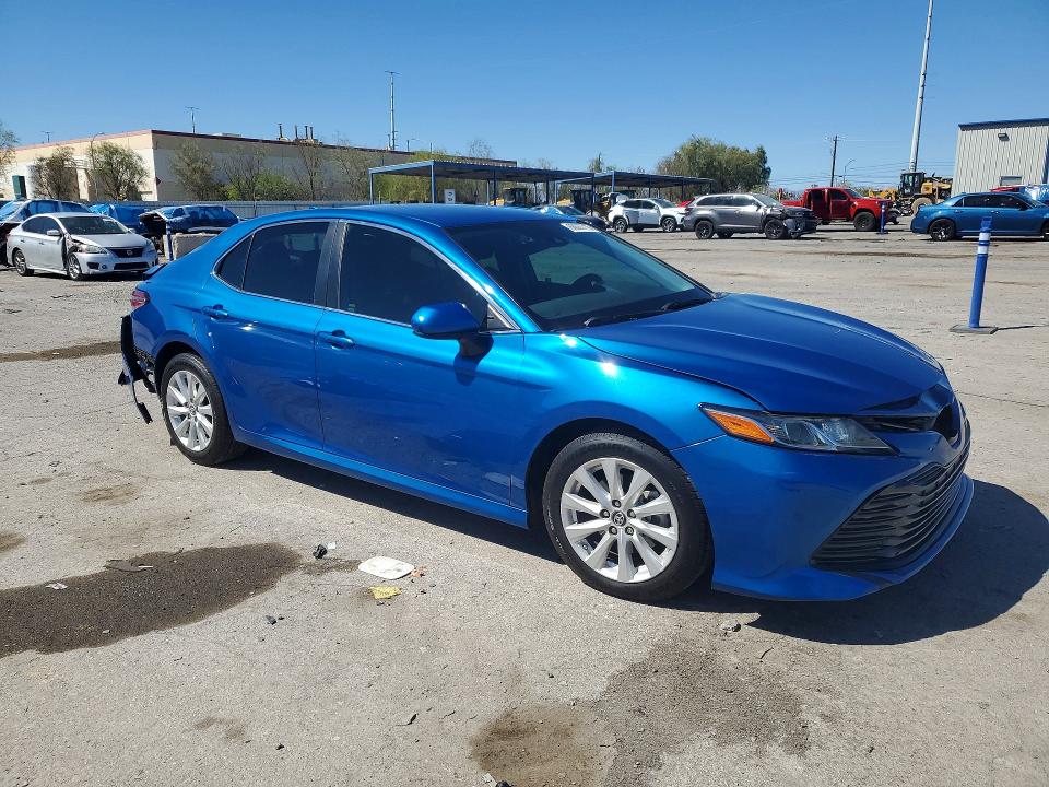 Продажа на аукционе авто 2019 Toyota Camry, vin: 4T1B11HK0KU222868, номер лота: 68027716
