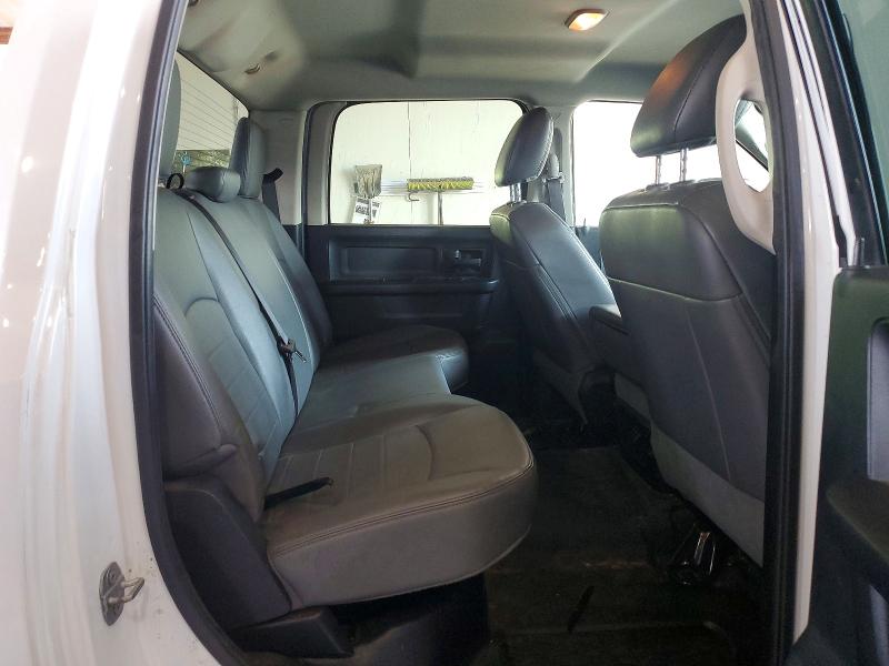 69854266 :رقم المزاد ، 3C6UR4HJ8FG667339 vin ، 2015 Ram 2500 مزاد بيع