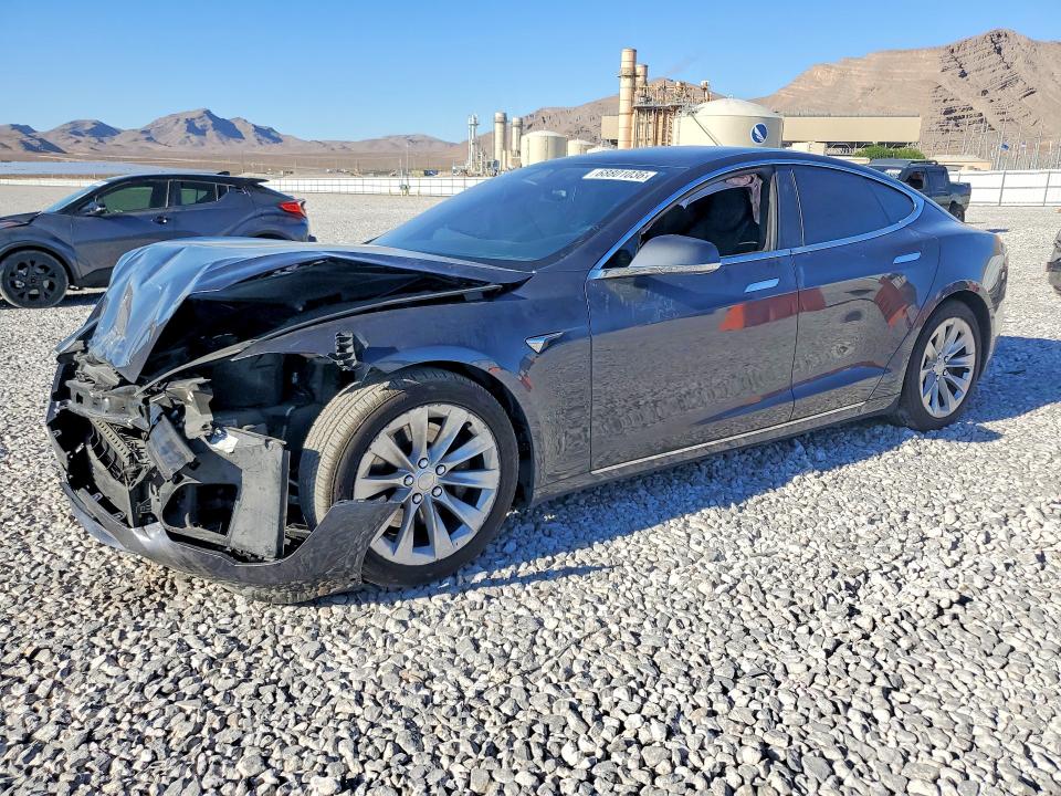 Продаж на аукціоні авто 2018 Tesla Model S, vin: 5YJSA1E23JF276116, номер лоту: 68801036