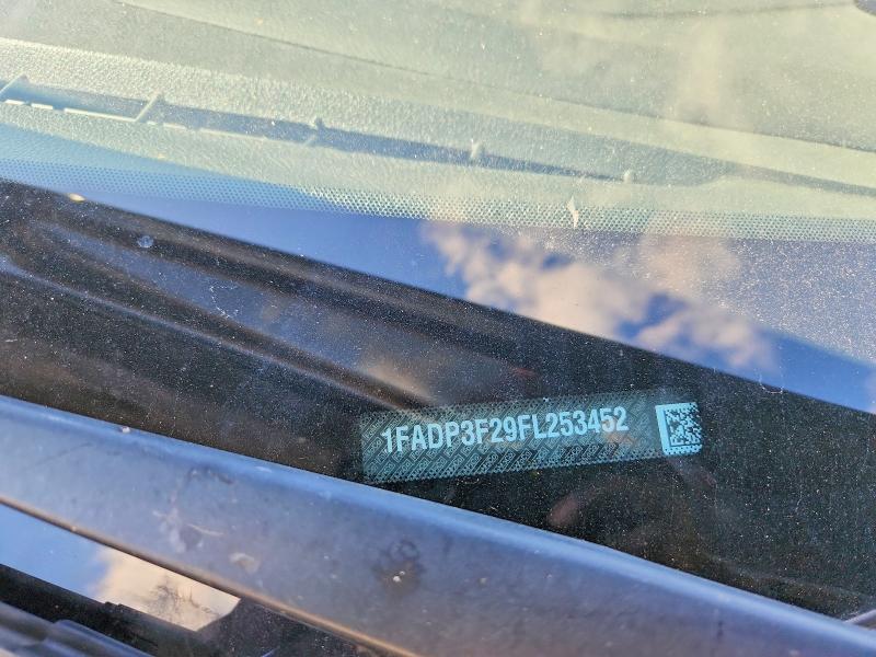 Продажа на аукционе авто 2015 Ford Focus 4d, vin: 1FADP3F29FL253452, номер лота: 70337086