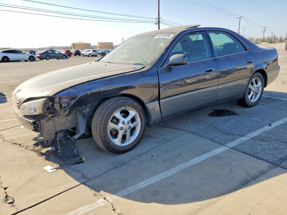 69298986 :رقم المزاد ، JT8BF28G7Y0271538 vin ، 2000 Lexus Es مزاد بيع