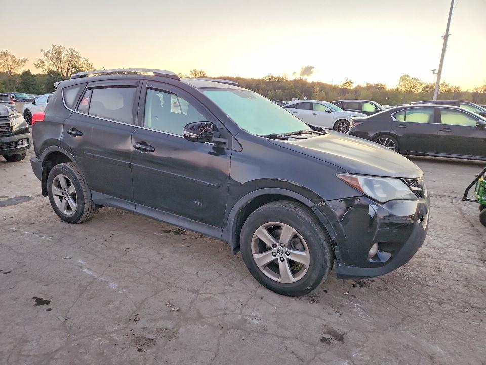 2015 Toyota Rav4 მანქანა იყიდება აუქციონზე, vin: 2T3RFREV0FW310457, აუქციონის ნომერი: 69524776