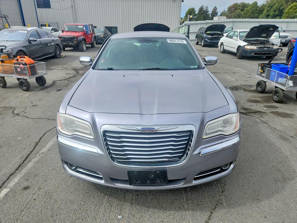 68641416 :رقم المزاد ، 2C3CCAEG8DH620777 vin ، 2013 Chrysler 300c مزاد بيع