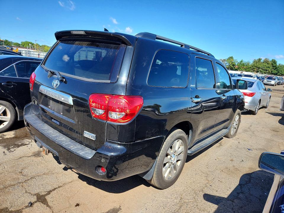67219176 :رقم المزاد ، 5TDJY5G1XFS120709 vin ، 2015 Toyota Sequoia مزاد بيع