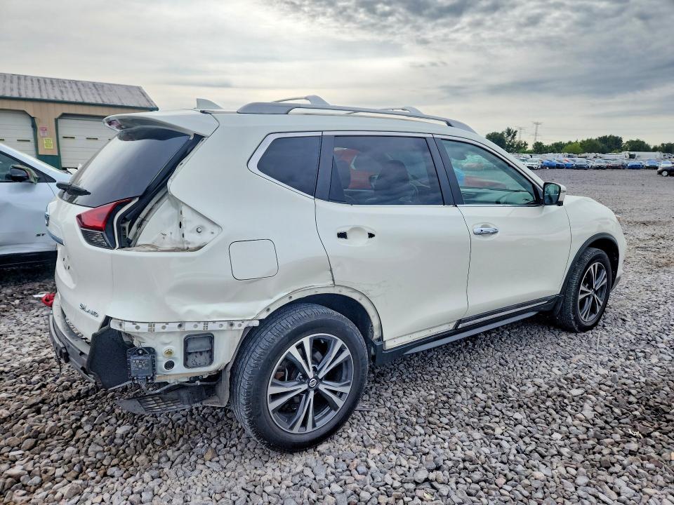 Продажа на аукционе авто 2018 Nissan Rogue, vin: 5N1AT2MV1JC800959, номер лота: 68816816