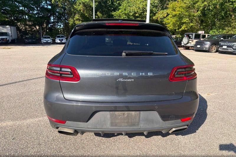 Продаж на аукціоні авто 2017 Porsche Macan, vin: WP1AA2A55HLB05567, номер лоту: 71304206
