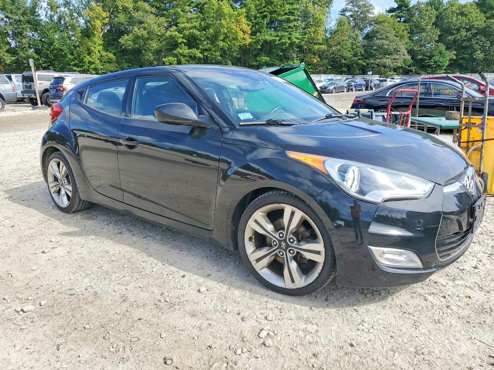 Продаж на аукціоні авто 2013 Hyundai Veloster, vin: KMHTC6AD3DU144385, номер лоту: 70250296