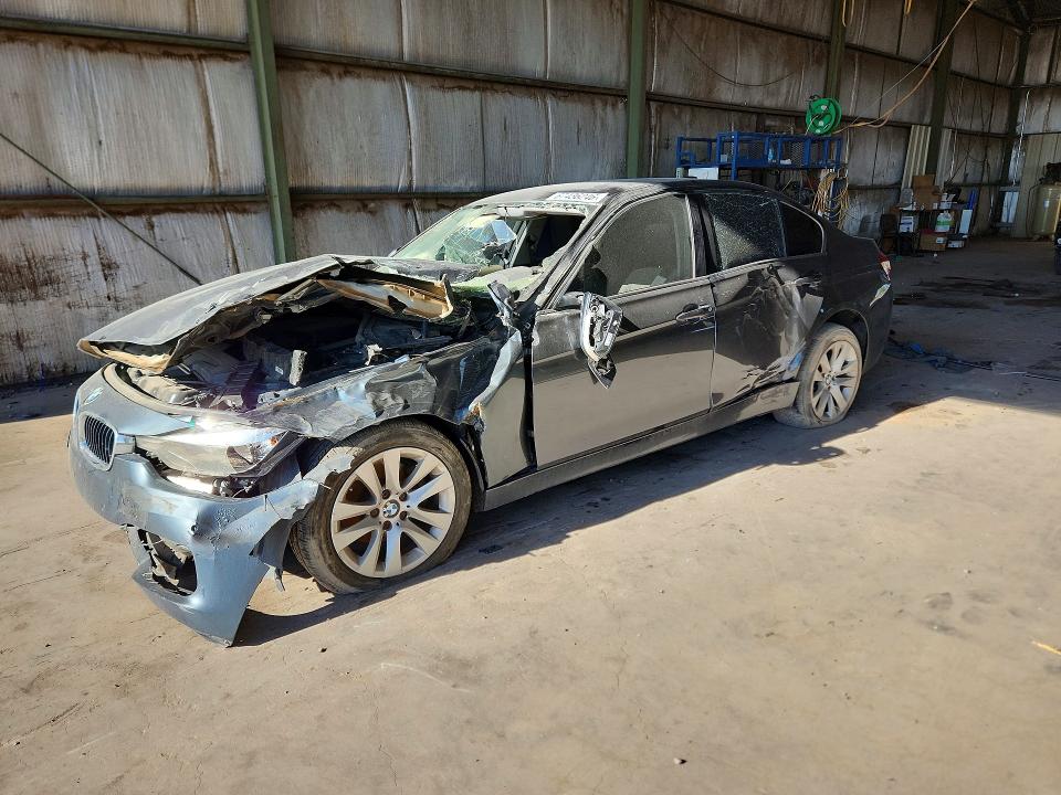 67436246 :رقم المزاد ، WBA8E1G54GNT99355 vin ، 2016 Bmw 320 مزاد بيع