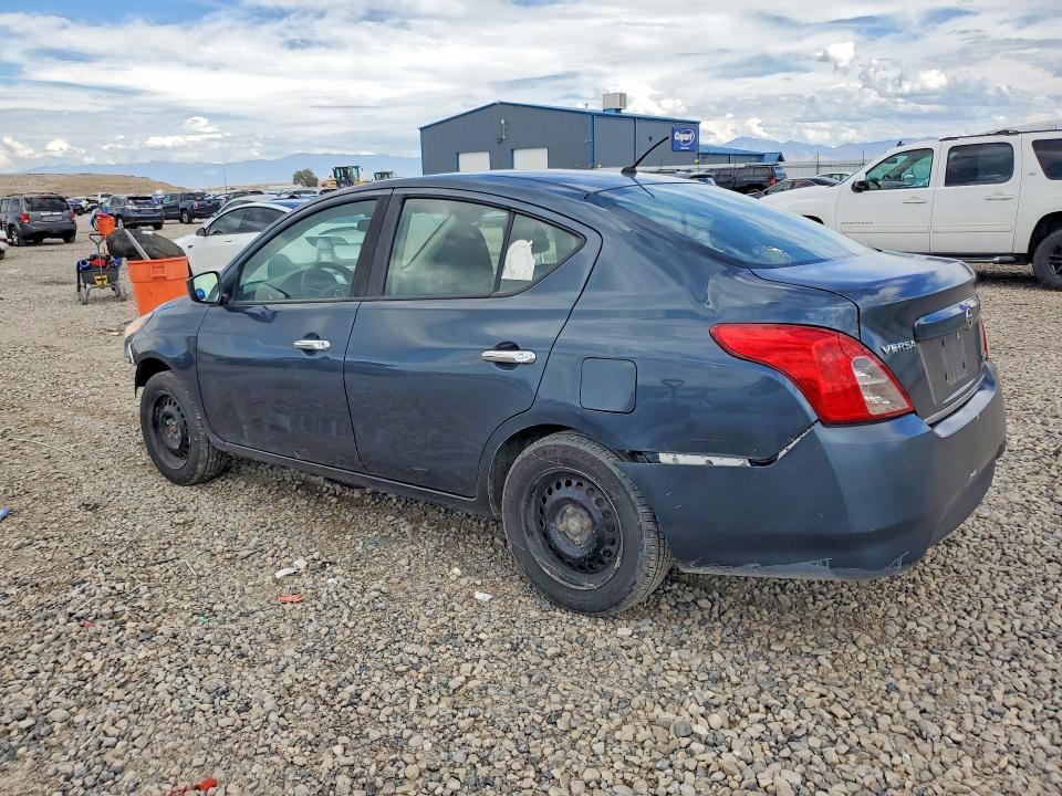 67099896 :رقم المزاد ، 3N1CN7AP8HL839172 vin ، 2017 Nissan Versa مزاد بيع