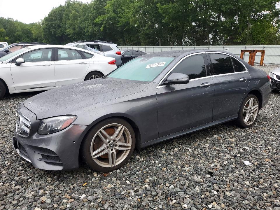 66221356 :رقم المزاد ، WDDZF4KB1JA351626 vin ، 2018 Mercedes-benz E مزاد بيع