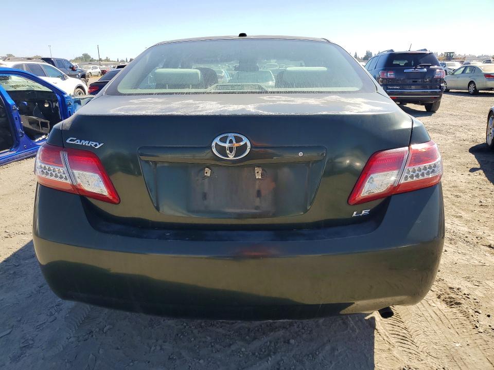 68595086 :رقم المزاد ، 4T1BF3EK2BU591782 vin ، 2011 Toyota Camry مزاد بيع
