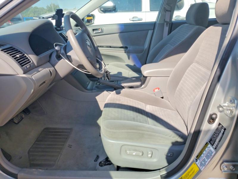 2005 Toyota Camry მანქანა იყიდება აუქციონზე, vin: 4T1BE30K65U947097, აუქციონის ნომერი: 68298786