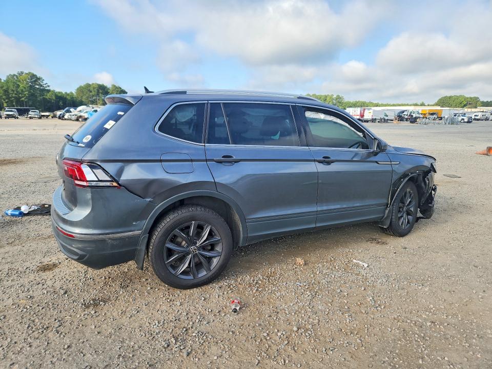 67601646 :رقم المزاد ، 3VV3B7AX6NM026541 vin ، 2022 Volkswagen Tiguan مزاد بيع