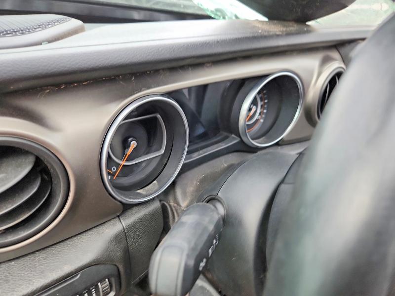 67178246 :رقم المزاد ، 1C4HJXDN8JW205398 vin ، 2018 Jeep Wrangler Unlimited مزاد بيع