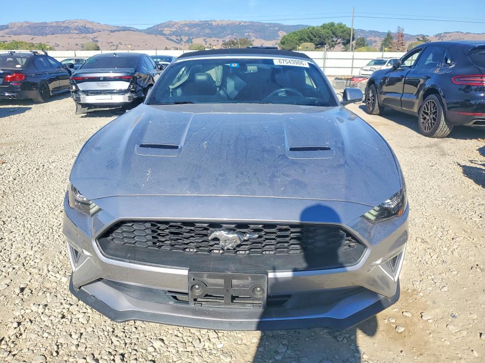 Продажа на аукционе авто 2020 Ford Mustang, vin: 1FATP8UH1L5125786, номер лота: 67543906