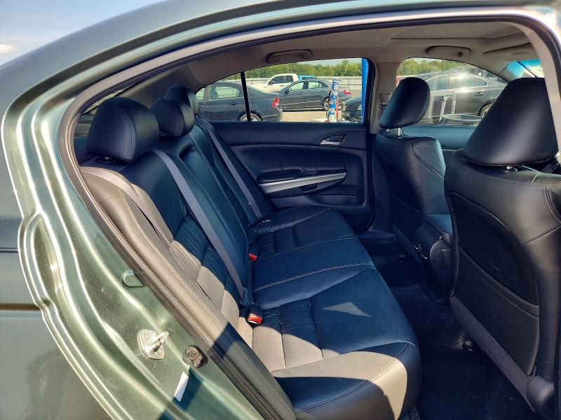Продажа на аукционе авто 2010 Honda Accord, vin: 1HGCP2F84AA011582, номер лота: 67971396