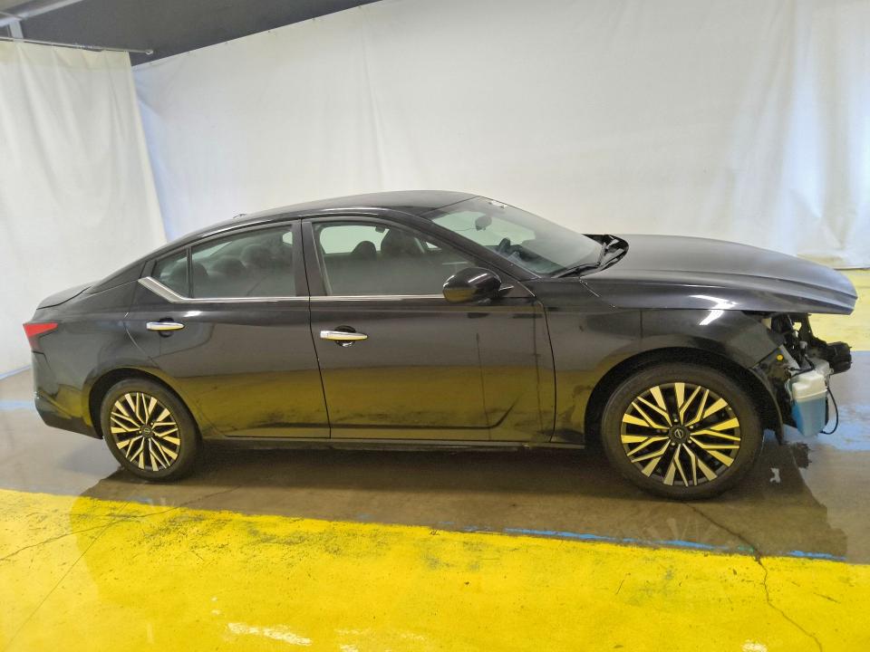 Продаж на аукціоні авто 2023 Nissan Altima, vin: 1N4BL4DV2PN315351, номер лоту: 68577546