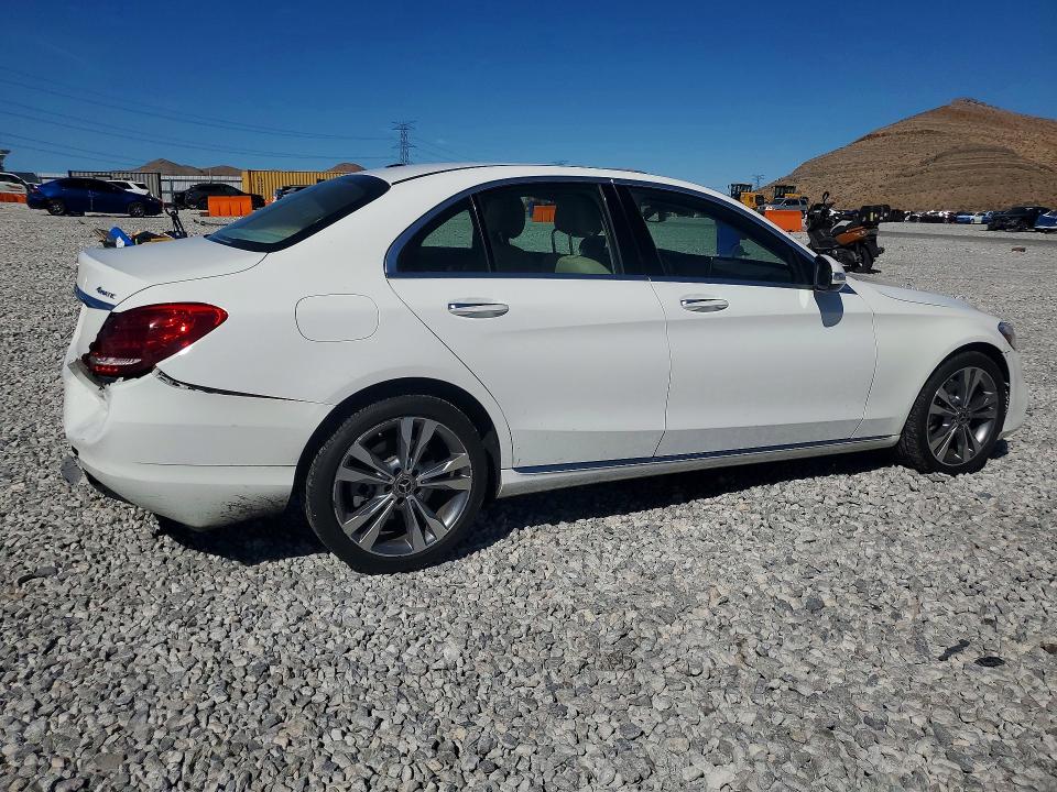 68367316 :رقم المزاد ، 55SWF4KB9HU229870 vin ، 2017 Mercedes-benz C مزاد بيع