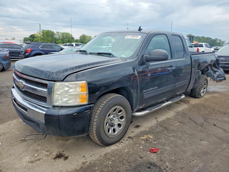 67799926 :رقم المزاد ، 1GCSCREA0AZ298259 vin ، 2010 Chevrolet Silverado مزاد بيع