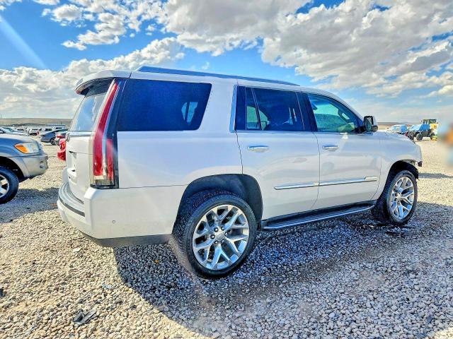 Продажа на аукционе авто 2017 Cadillac Escalade, vin: 1GYS4BKJ6HR217892, номер лота: 68986716