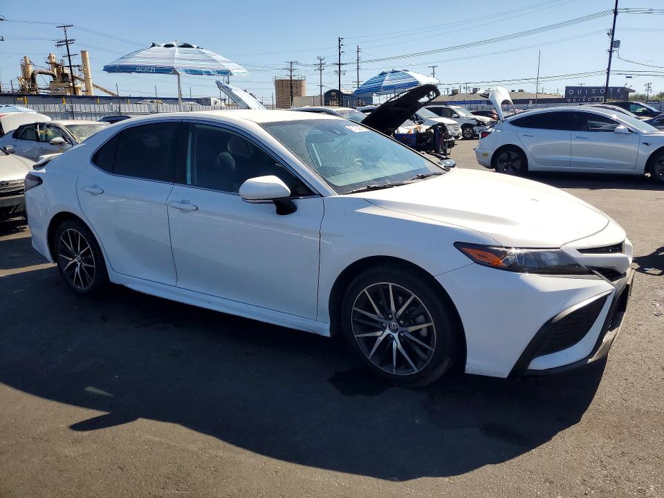 2022 Toyota Camry მანქანა იყიდება აუქციონზე, vin: 4T1G11AK6NU049460, აუქციონის ნომერი: 67193906