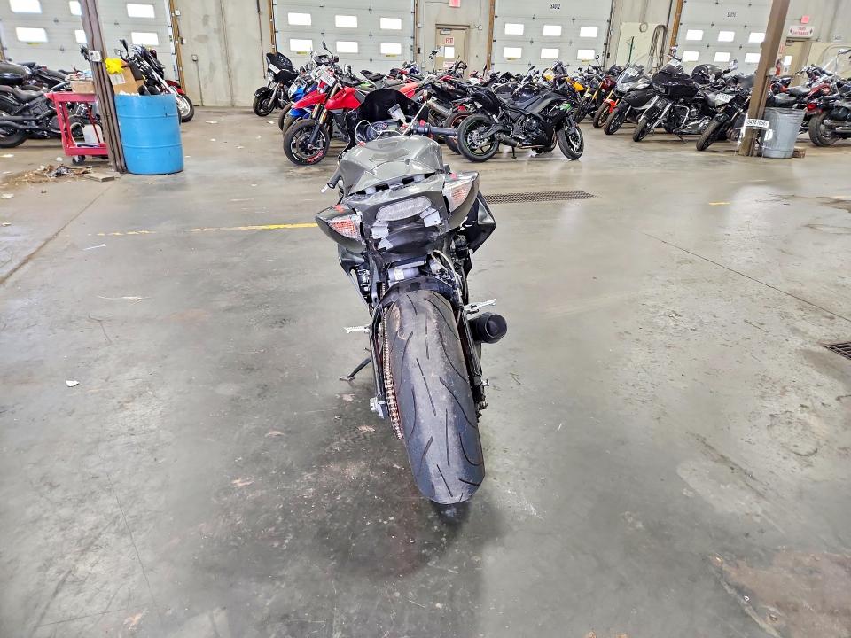Продаж на аукціоні авто 2006 Suzuki Gsx-r1000, vin: JS1GT76A462115772, номер лоту: 70504206