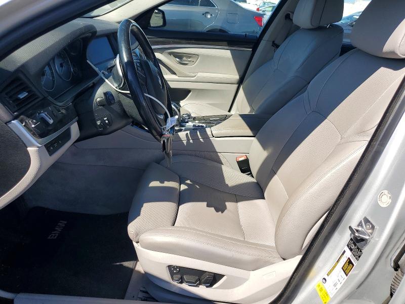 2011 Bmw 550 მანქანა იყიდება აუქციონზე, vin: WBAFR9C55BC599715, აუქციონის ნომერი: 67932216