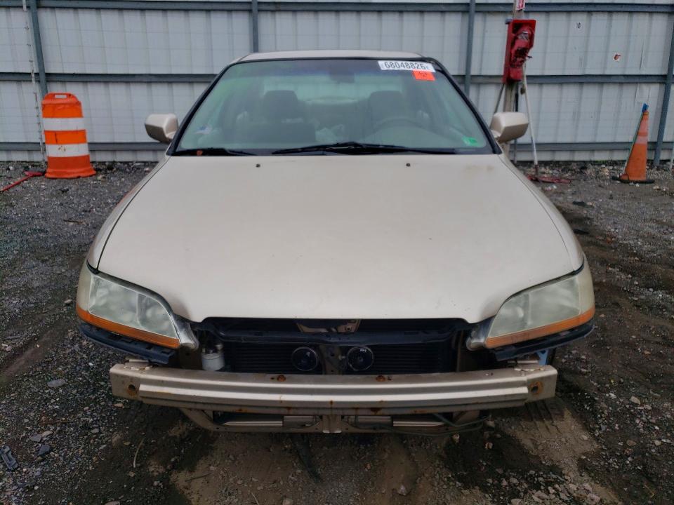 68048826 :رقم المزاد ، 1HGCG6694YA087457 vin ، 2000 Honda Accord مزاد بيع
