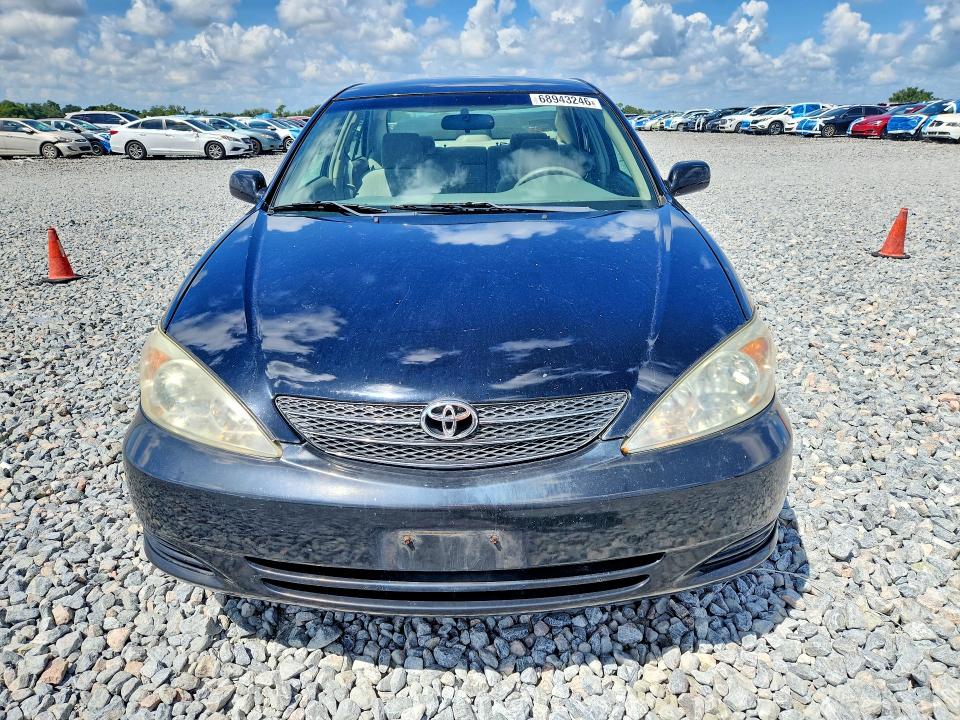 68943246 :رقم المزاد ، 4T1BE30K73U158809 vin ، 2003 Toyota Camry مزاد بيع