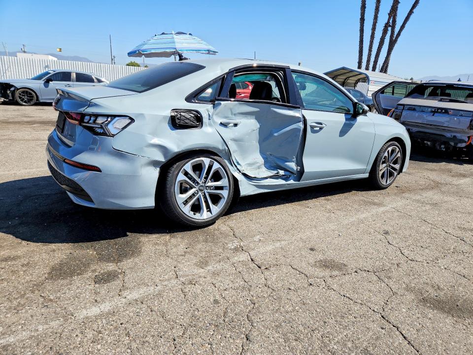 Продаж на аукціоні авто 2026 Audi A3, vin: WAUHUDGY3TA124401, номер лоту: 67535066