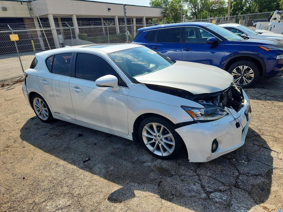 Продажа на аукционе авто 2013 Lexus Ct, vin: JTHKD5BH9D2126203, номер лота: 67740316