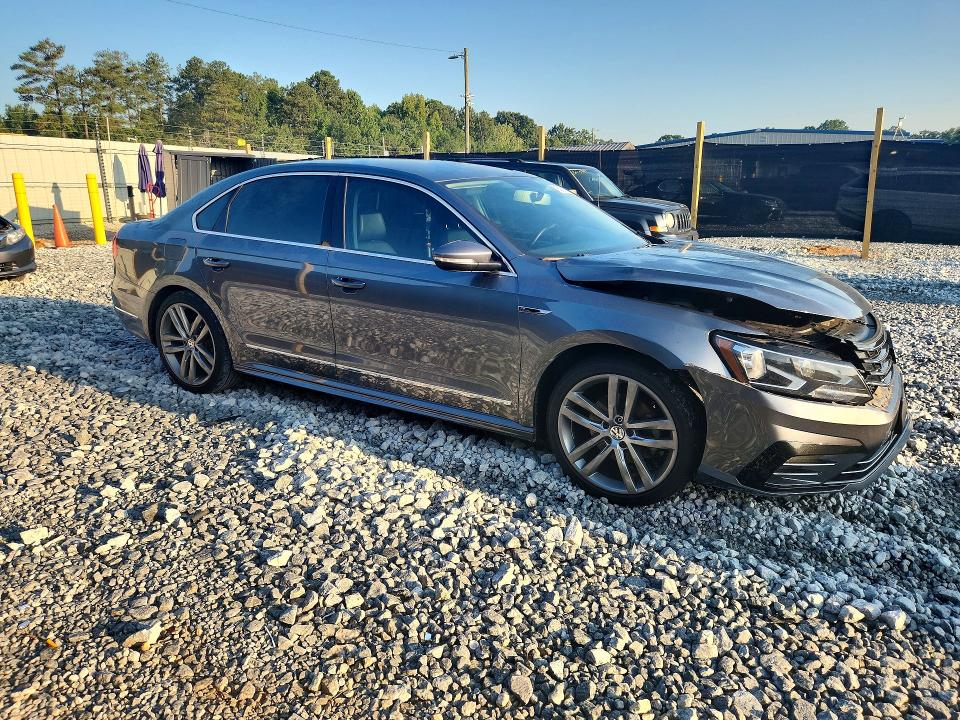 Продажа на аукционе авто 2017 Volkswagen Passat, vin: 1VWDT7A34HC047680, номер лота: 66961306