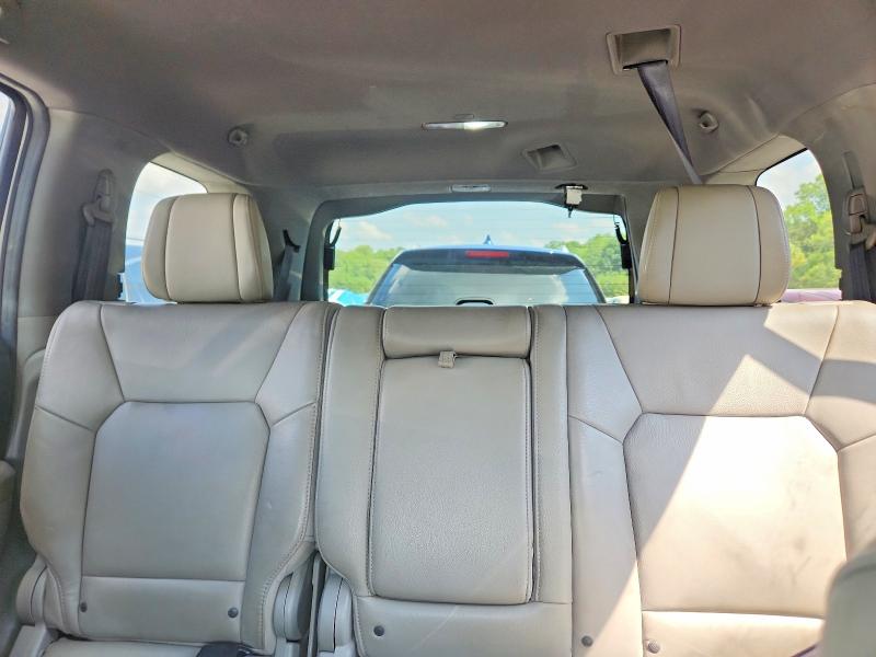 68736986 :رقم المزاد ، 5FNYF4H51CB011717 vin ، 2012 Honda Pilot مزاد بيع
