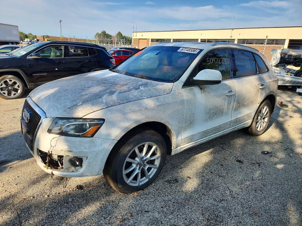 67748586 :رقم المزاد ، WA1LKAFP6AA108307 vin ، 2010 Audi Q5 مزاد بيع