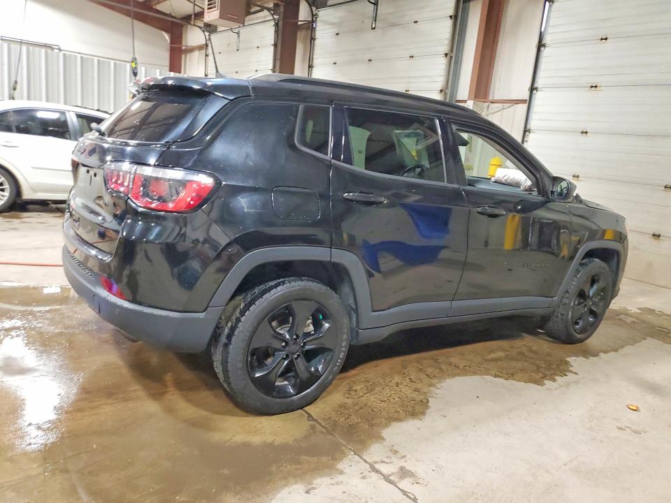 68216926 :رقم المزاد ، 3C4NJDBB1KT648560 vin ، 2019 Jeep Compass مزاد بيع