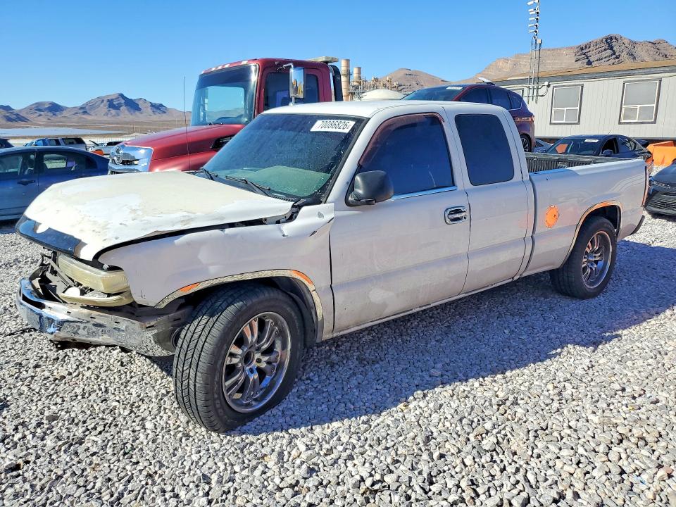 Продажа на аукционе авто 2002 Chevrolet Silverado, vin: 2GCEC19W321187655, номер лота: 70086826