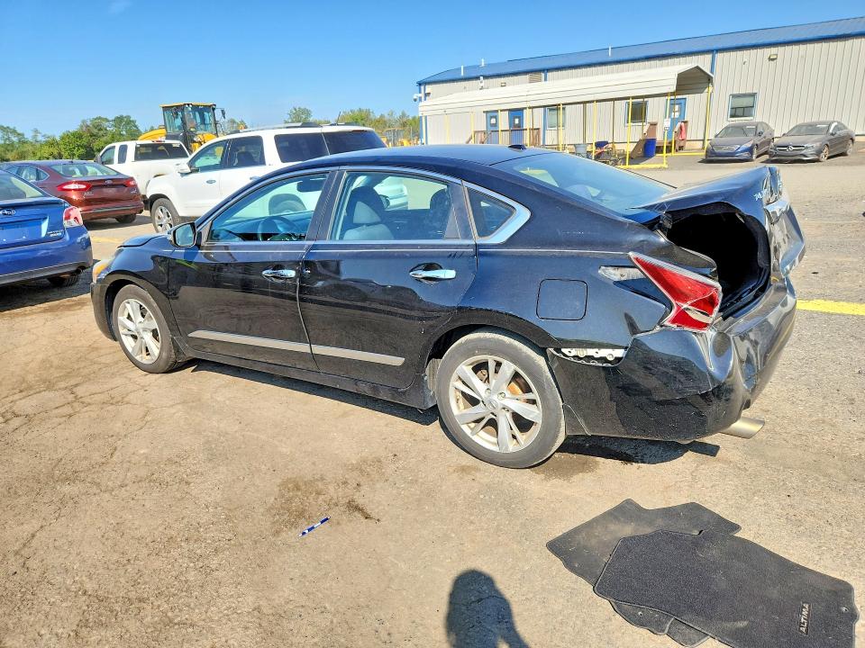 68667026 :رقم المزاد ، 1N4AL3AP1FC195029 vin ، 2015 Nissan Altima مزاد بيع
