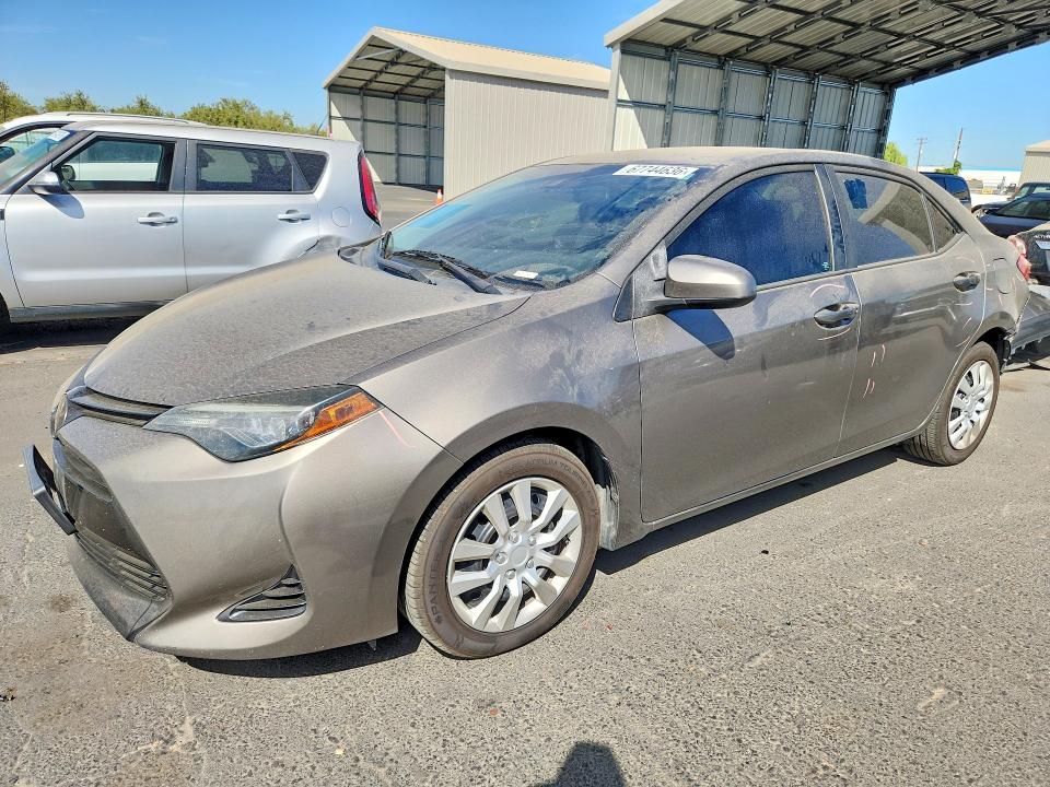 2018 Toyota Corolla მანქანა იყიდება აუქციონზე, vin: 2T1BURHEXJC971273, აუქციონის ნომერი: 67744636